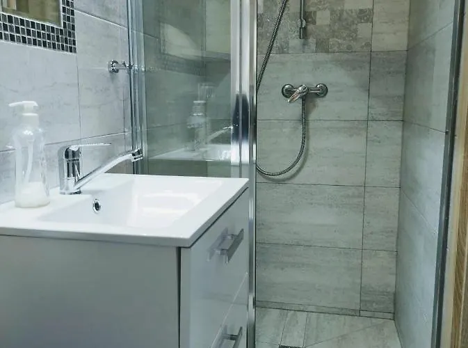 Laguna Гостевой дом Рева